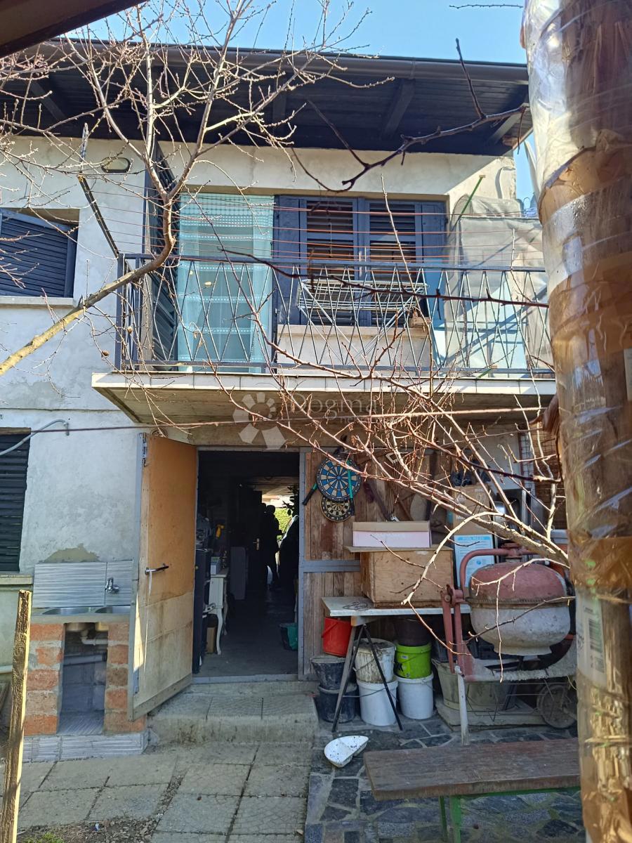 Hiša Bešlinec, Kloštar Ivanić, 150m2