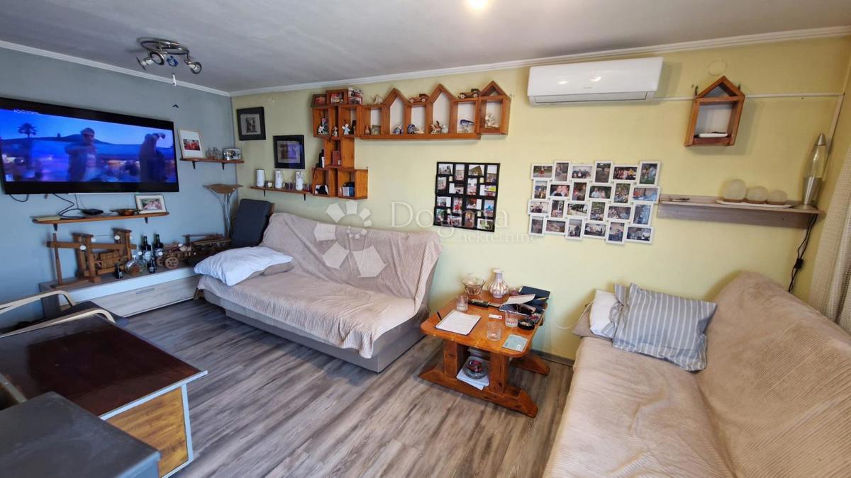 Hiša Bešlinec, Kloštar Ivanić, 150m2