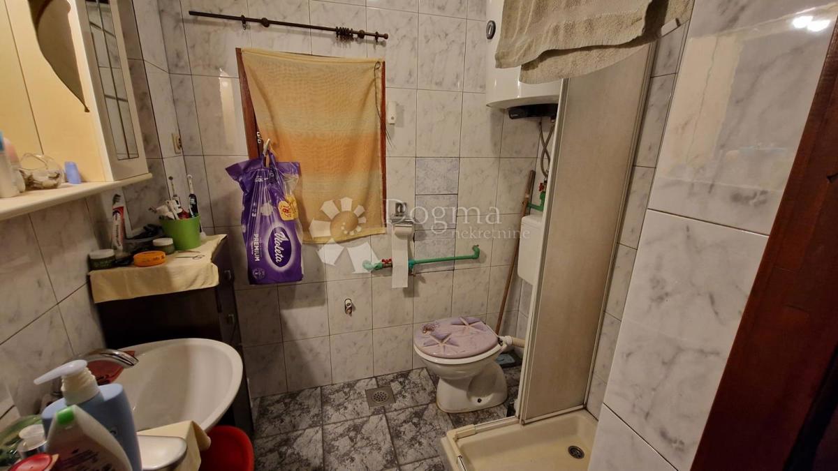 Hiša Bešlinec, Kloštar Ivanić, 150m2