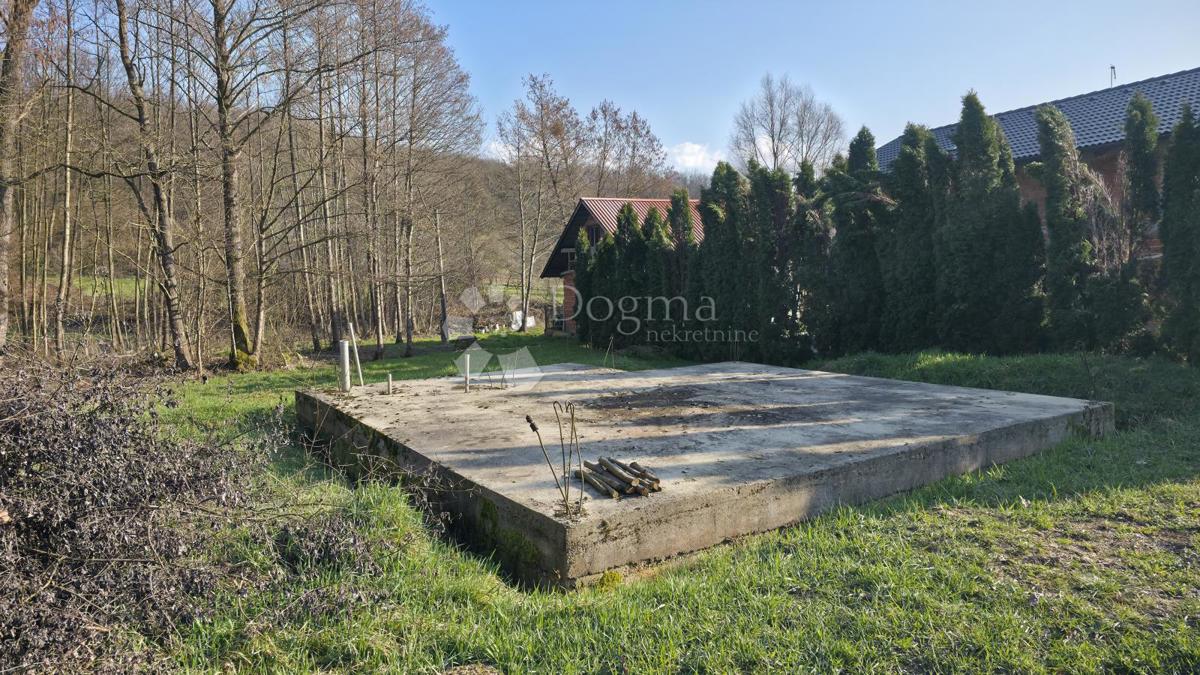 Zazidljivo zemljišče Hum Zabočki, Zabok, 637m2