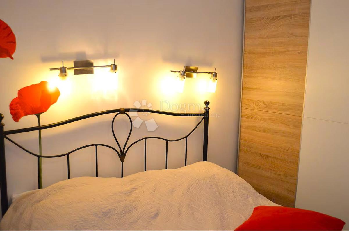 Čudovito stanovanje v Visu