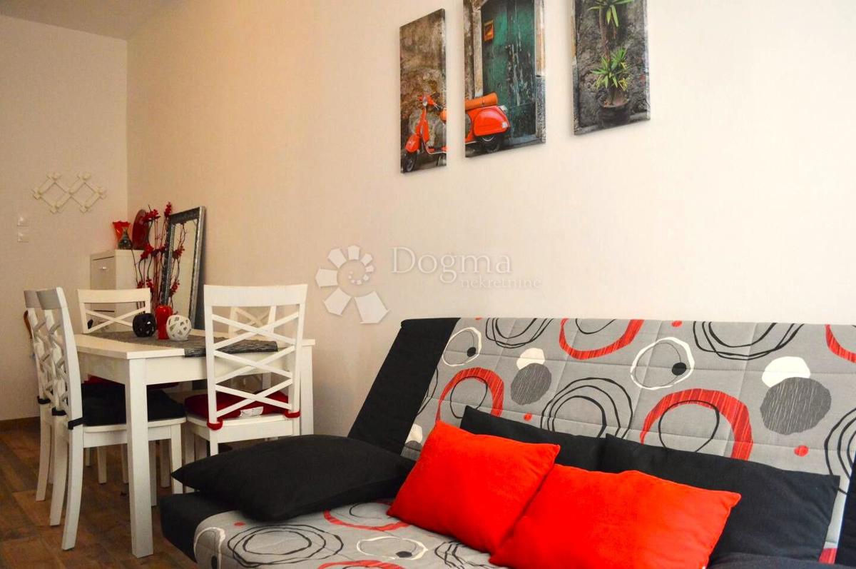 Čudovito stanovanje v Visu