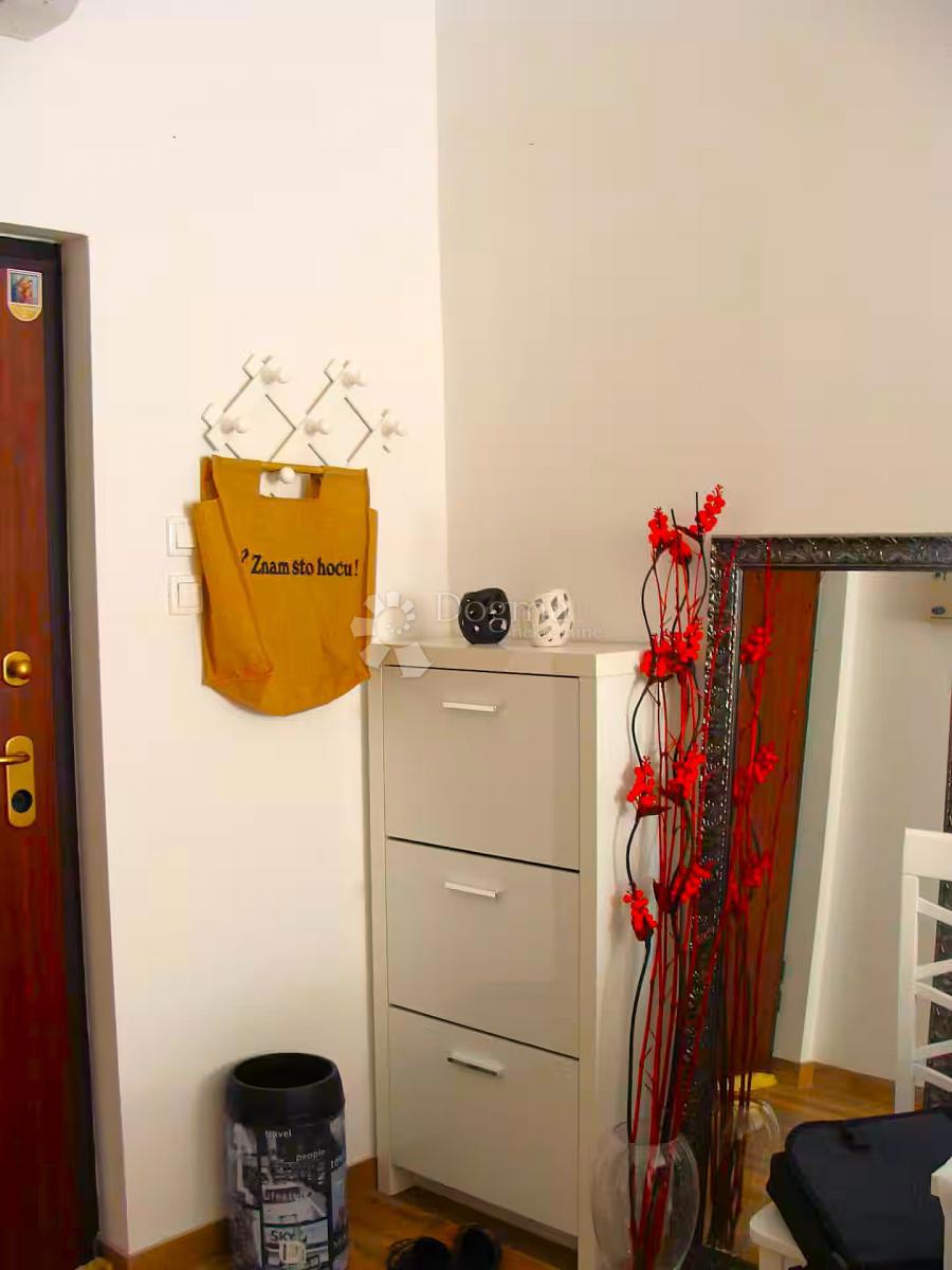 Čudovito stanovanje v Visu