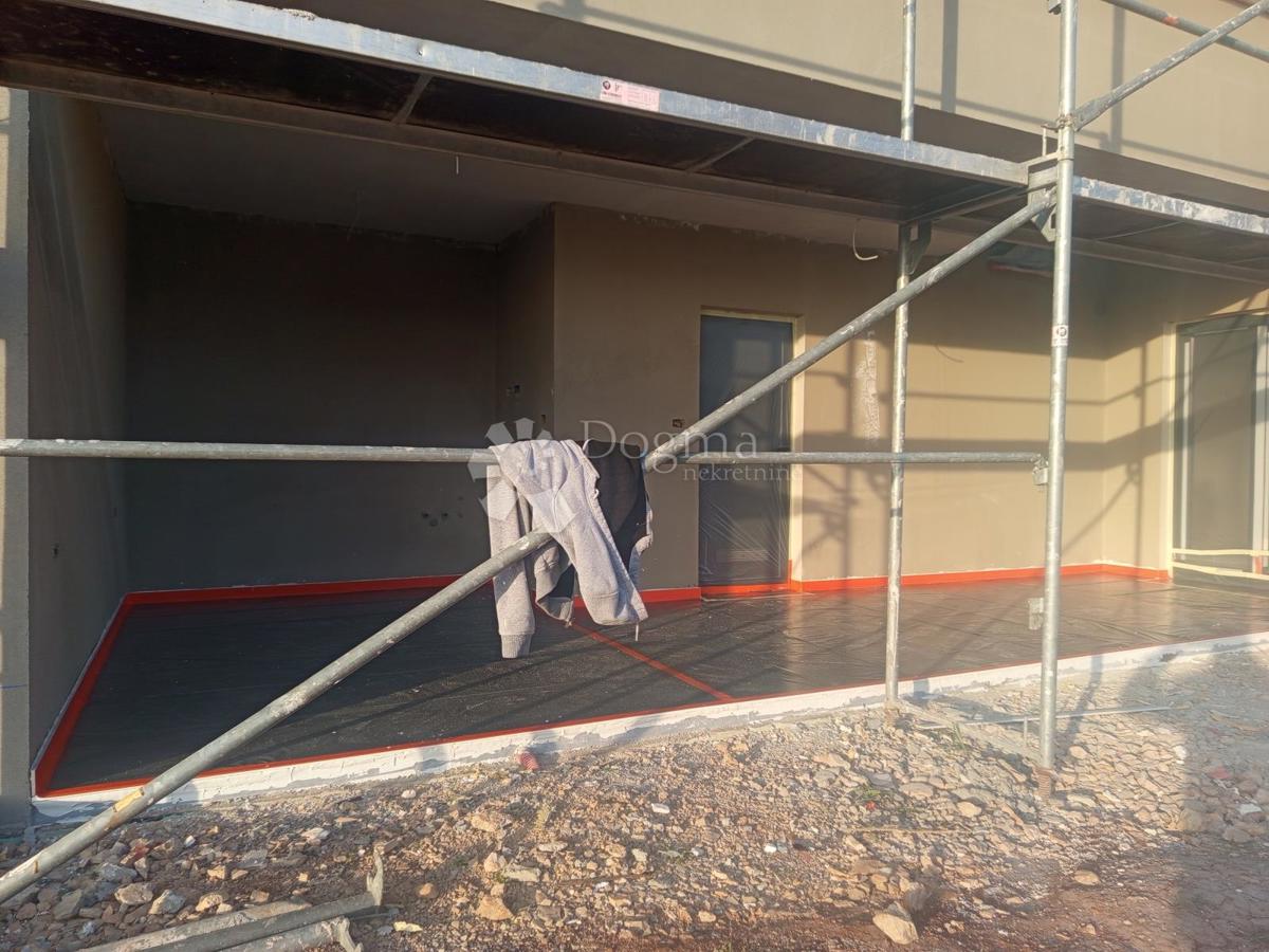 Stanovanje Valdebek, Pula, 93,66m2