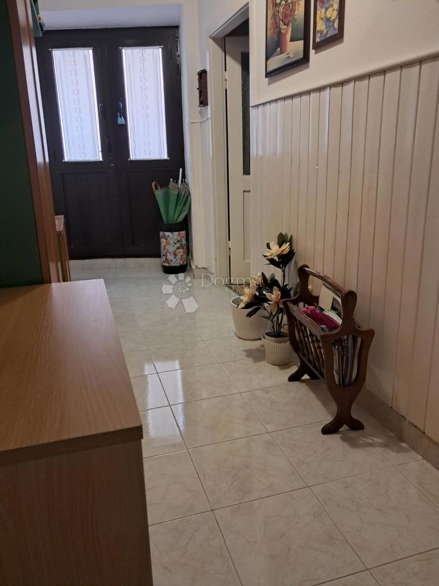 Hiša Vodnjan, 160m2