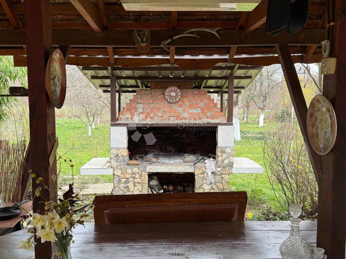 Hiša Brušane, Gospić - Okolica, 100m2