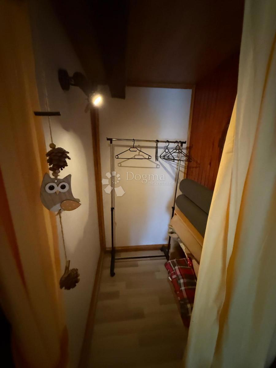 Hiša Brušane, Gospić - Okolica, 100m2