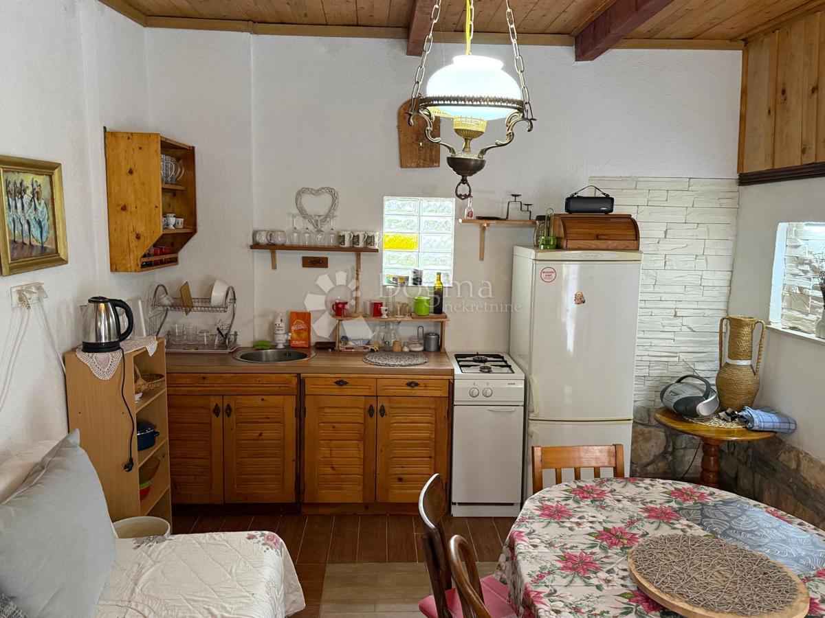 Hiša Brušane, Gospić - Okolica, 100m2