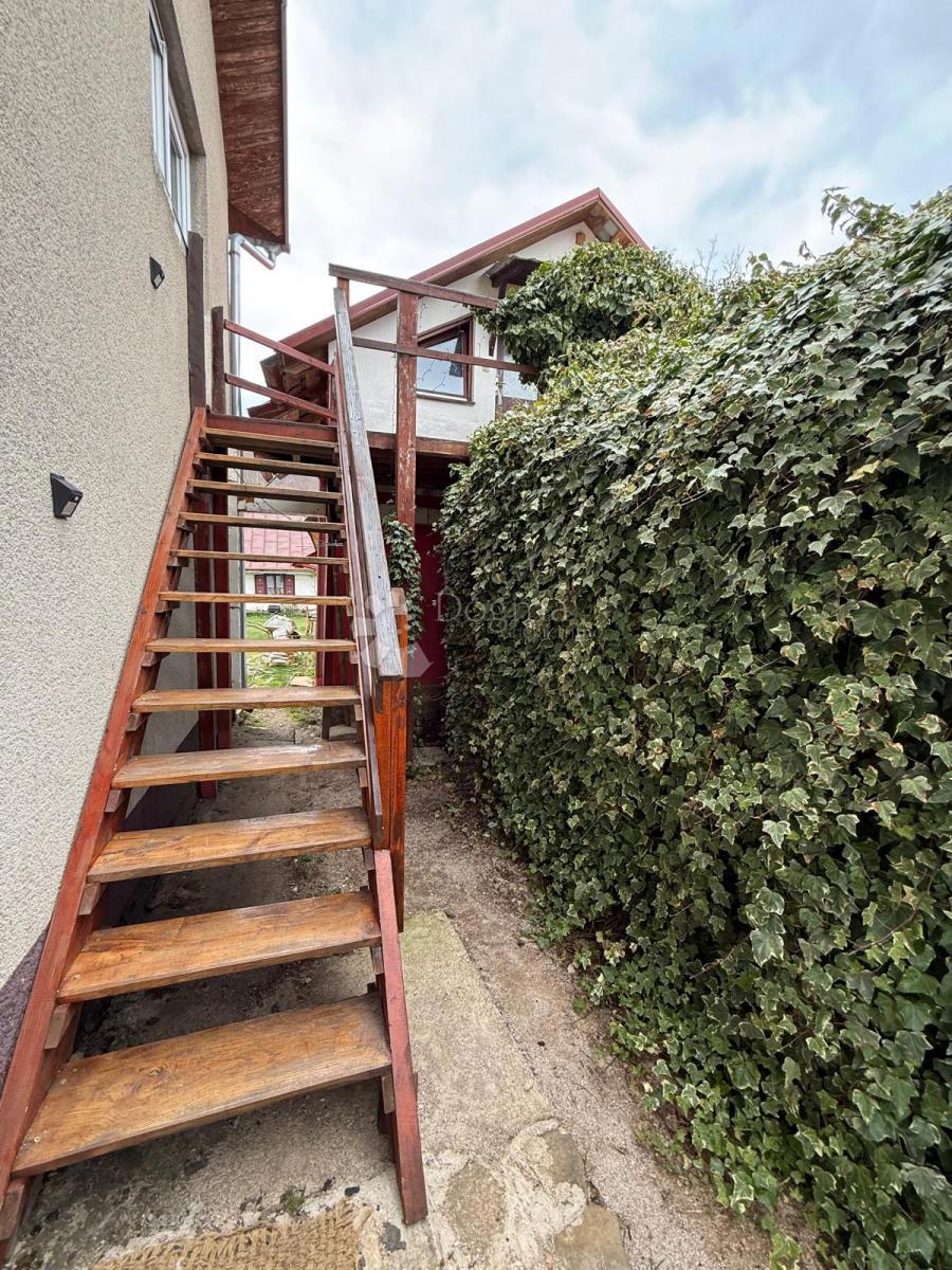 Hiša Brušane, Gospić - Okolica, 100m2