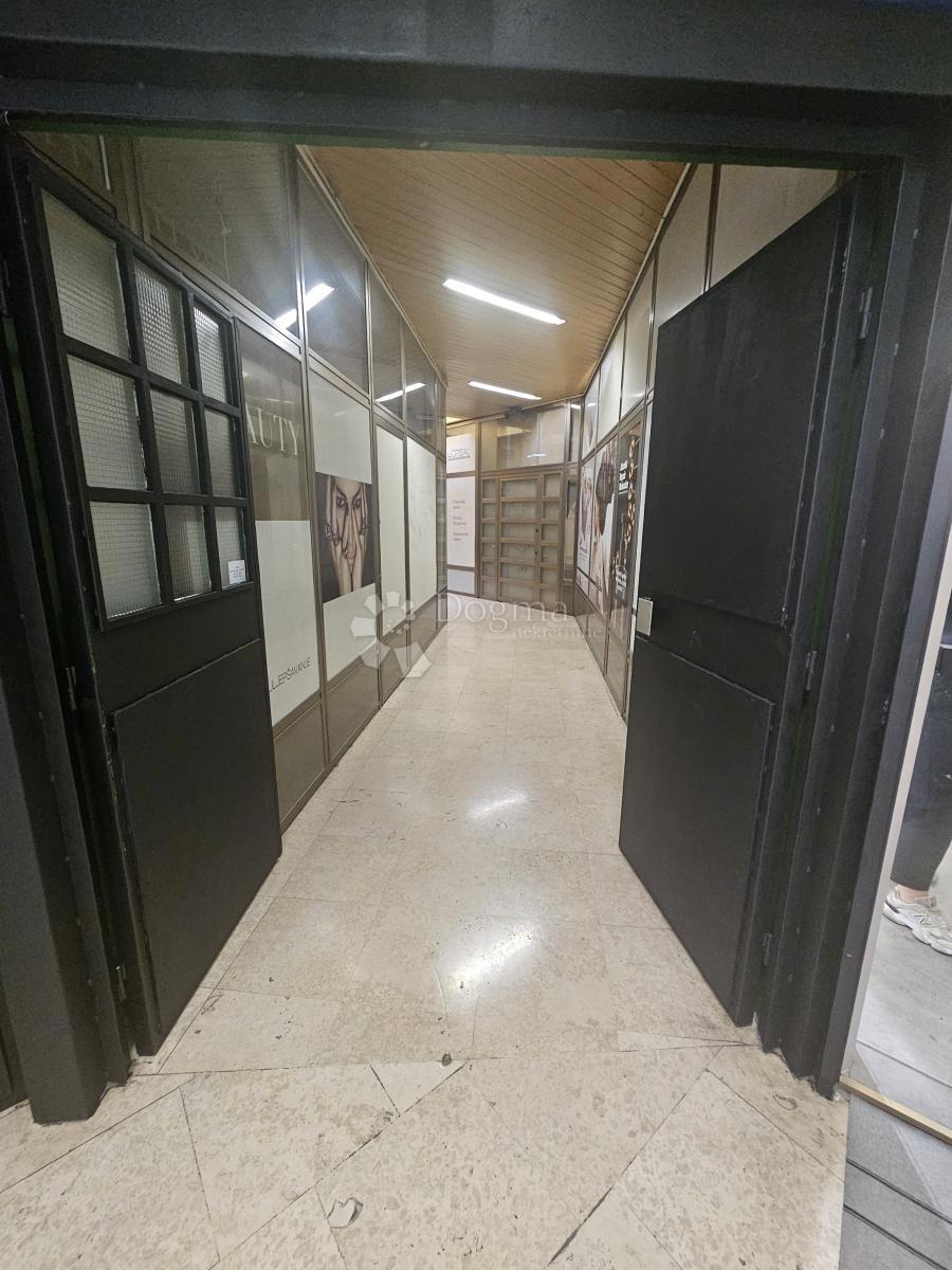 Poslovni prostor Turnić, Rijeka, 33m2