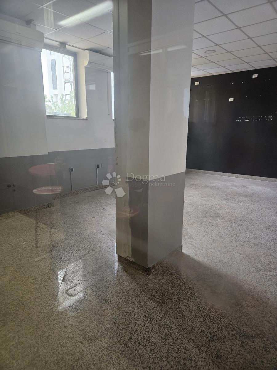 Poslovni prostor Turnić, Rijeka, 33m2