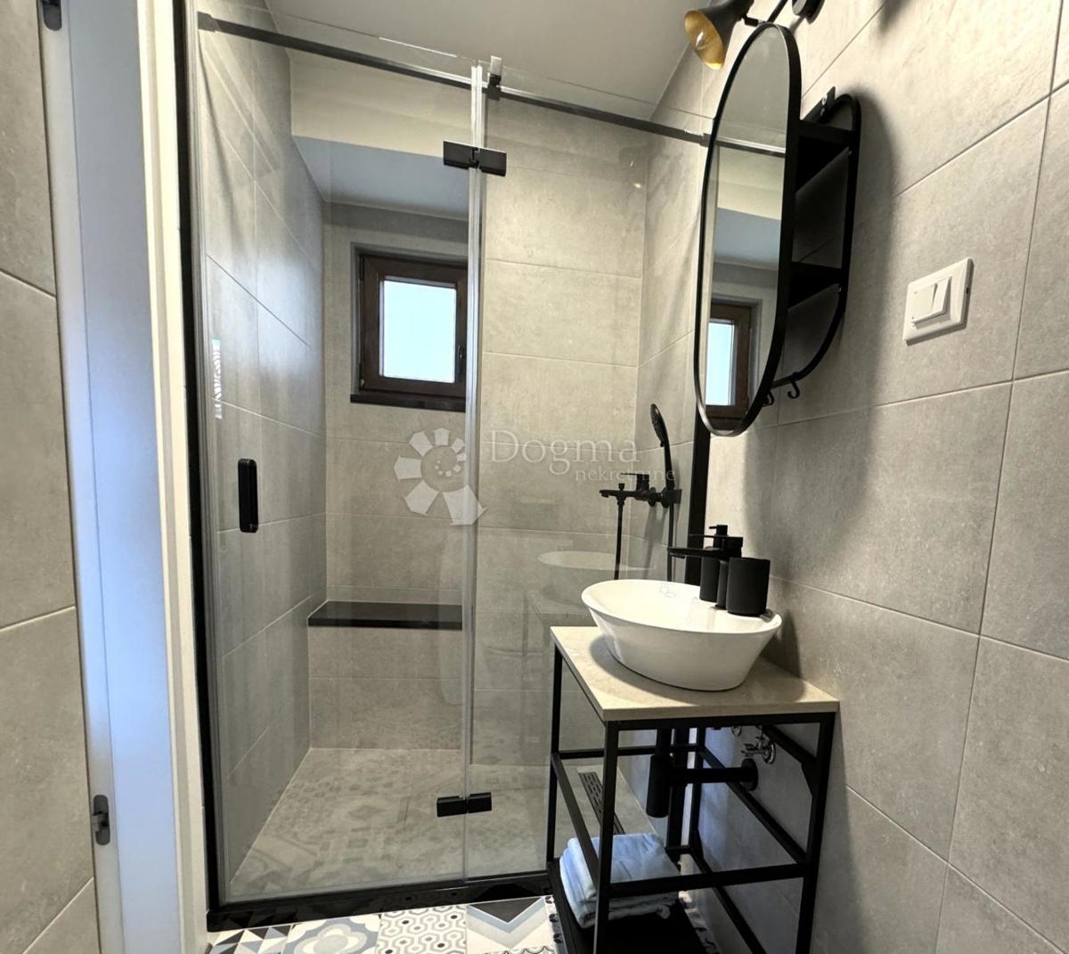 Stanovanje Trviž, Pazin - Okolica, 70m2