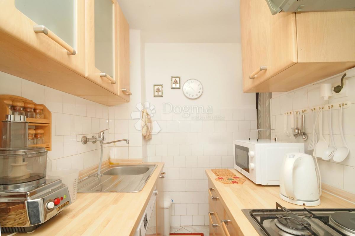 Stanovanje Centar, Pula, 85,90m2