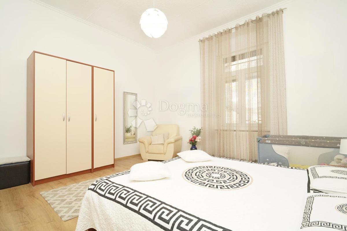 Stanovanje Centar, Pula, 85,90m2