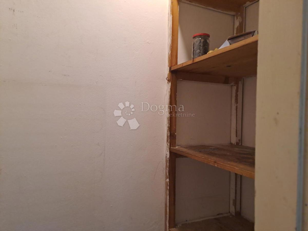 Stanovanje Glina, 38,25m2