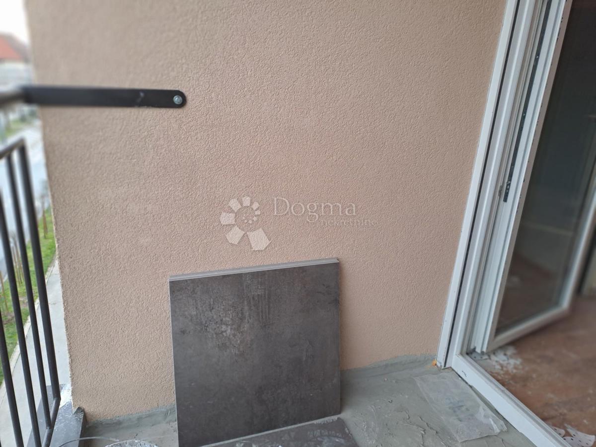 Stanovanje Glina, 38,25m2