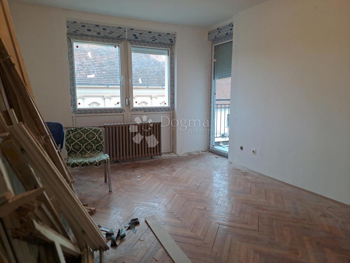 Stanovanje Glina, 38,25m2