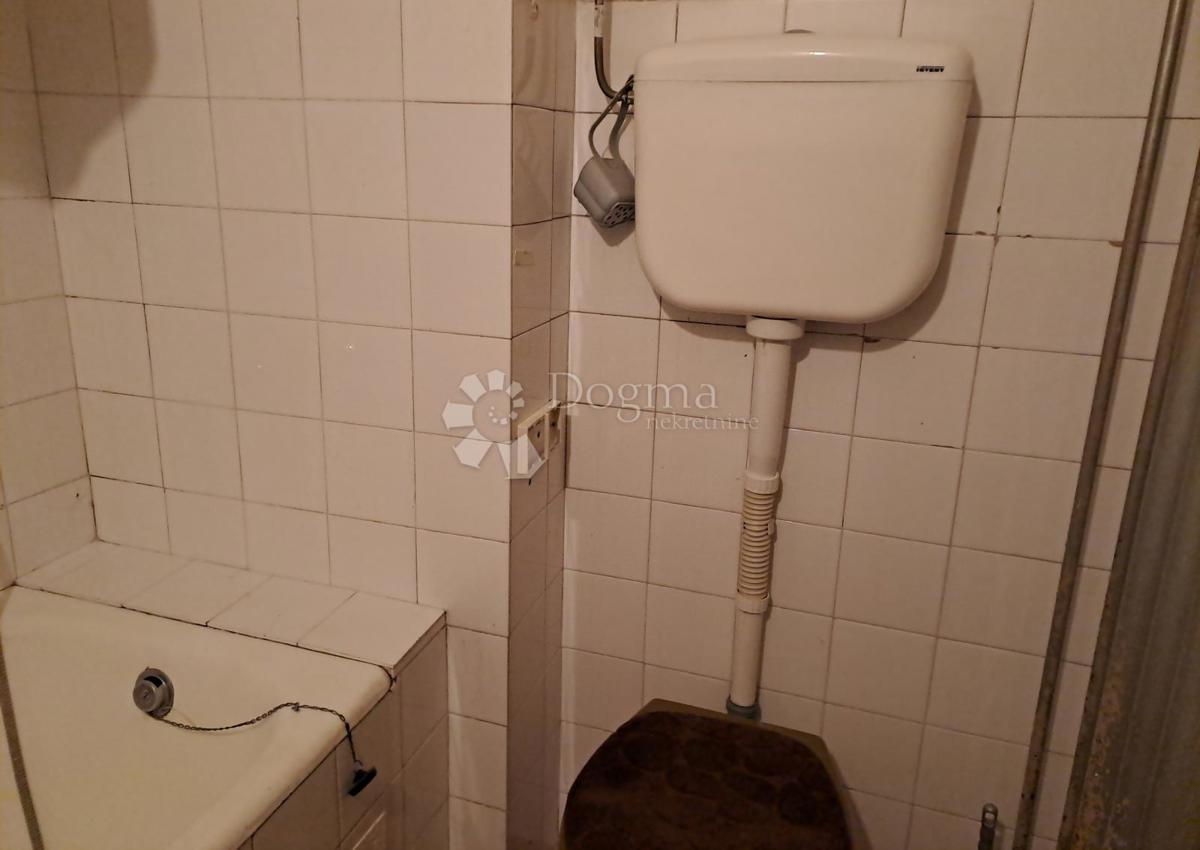 Stanovanje Glina, 38,25m2