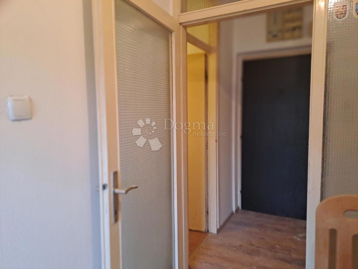 Stanovanje Glina, 38,25m2