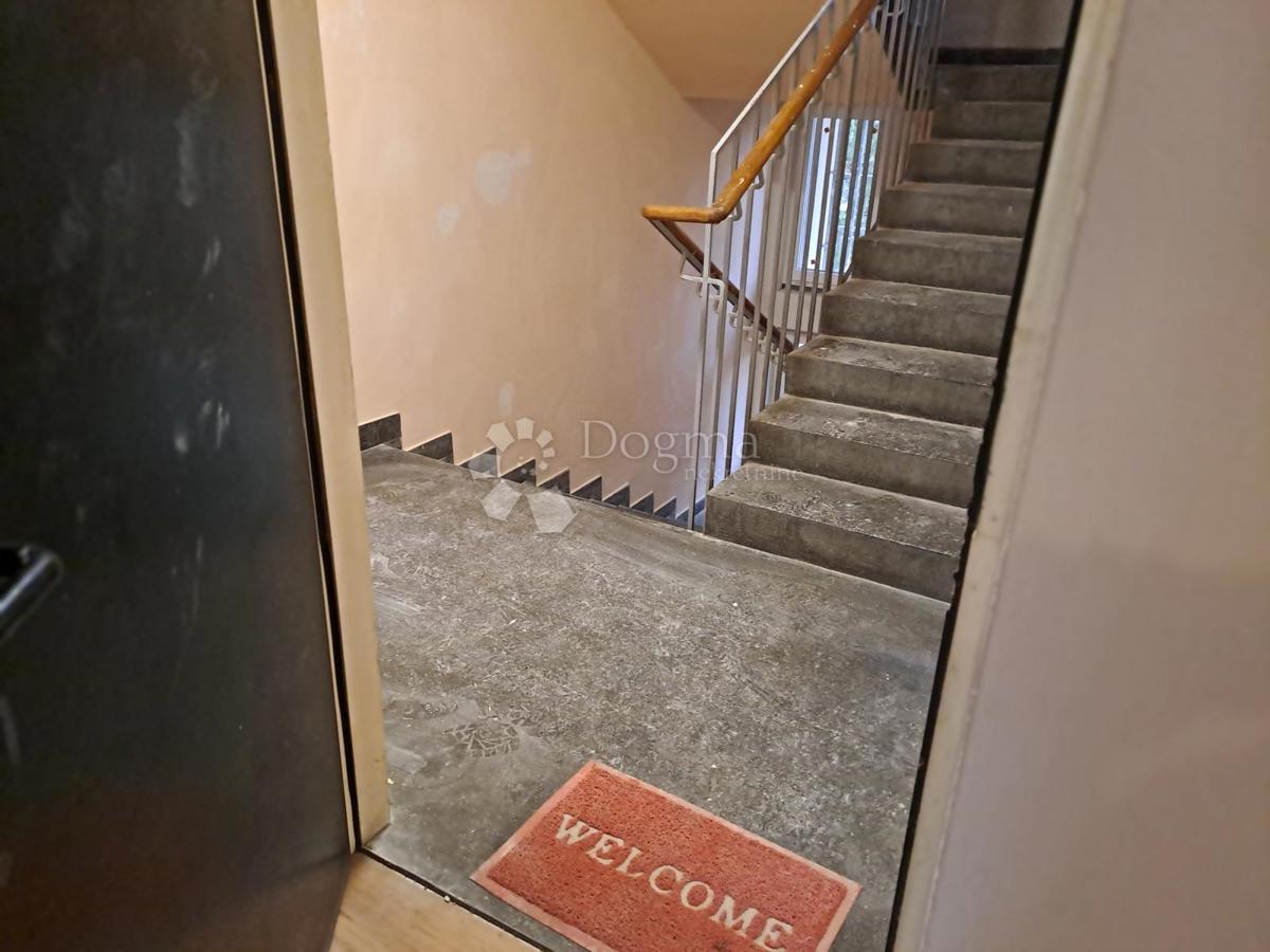 Stanovanje Glina, 38,25m2