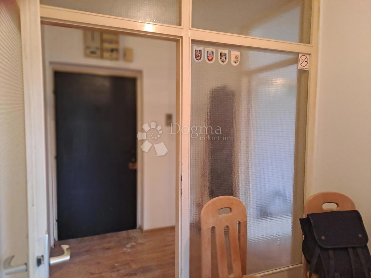 Stanovanje Glina, 38,25m2