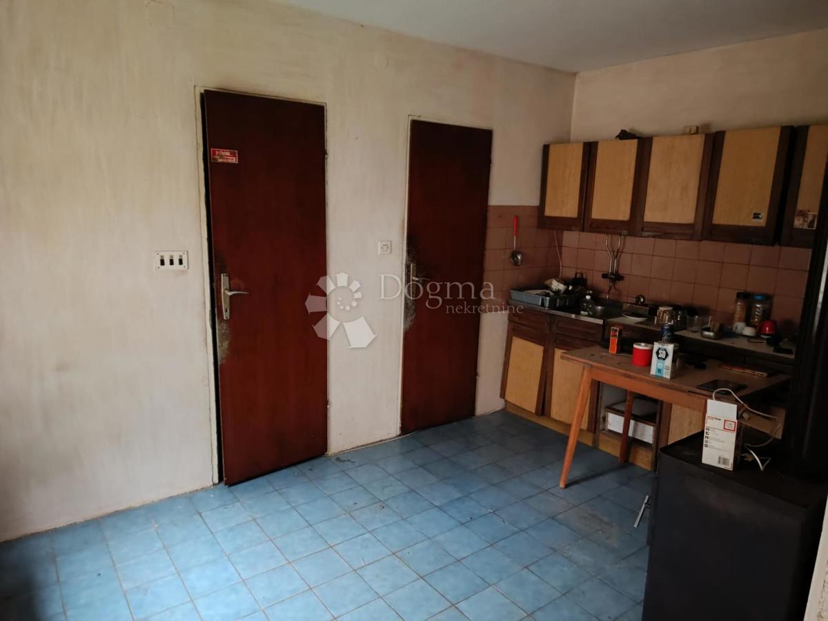 Hiša Pačetin, Trpinja, 180m2