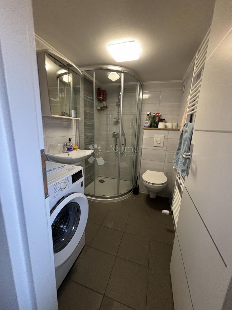 Hiša Sesvetski Kraljevec, Sesvete, 167m2