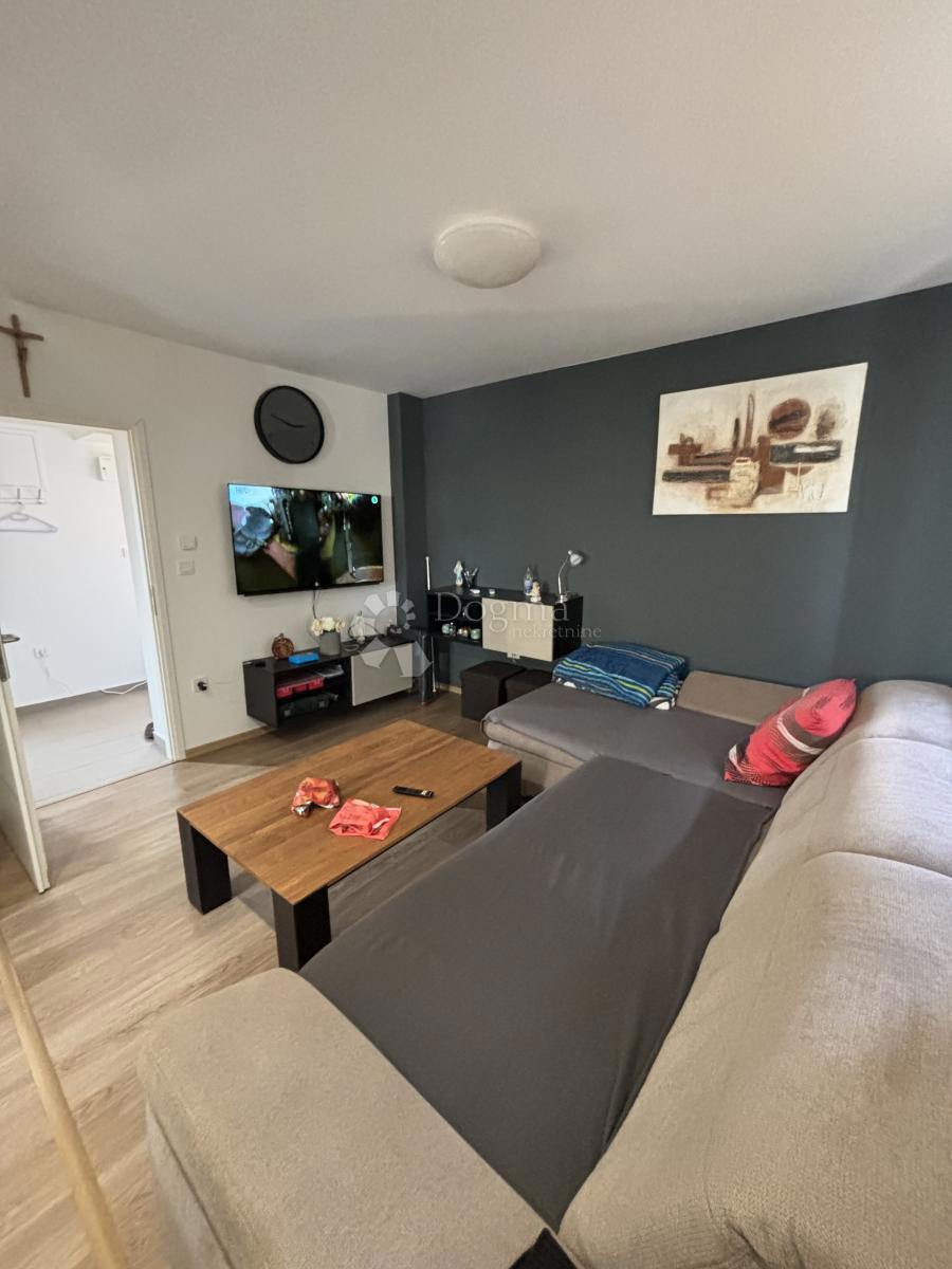 Hiša Sesvetski Kraljevec, Sesvete, 167m2