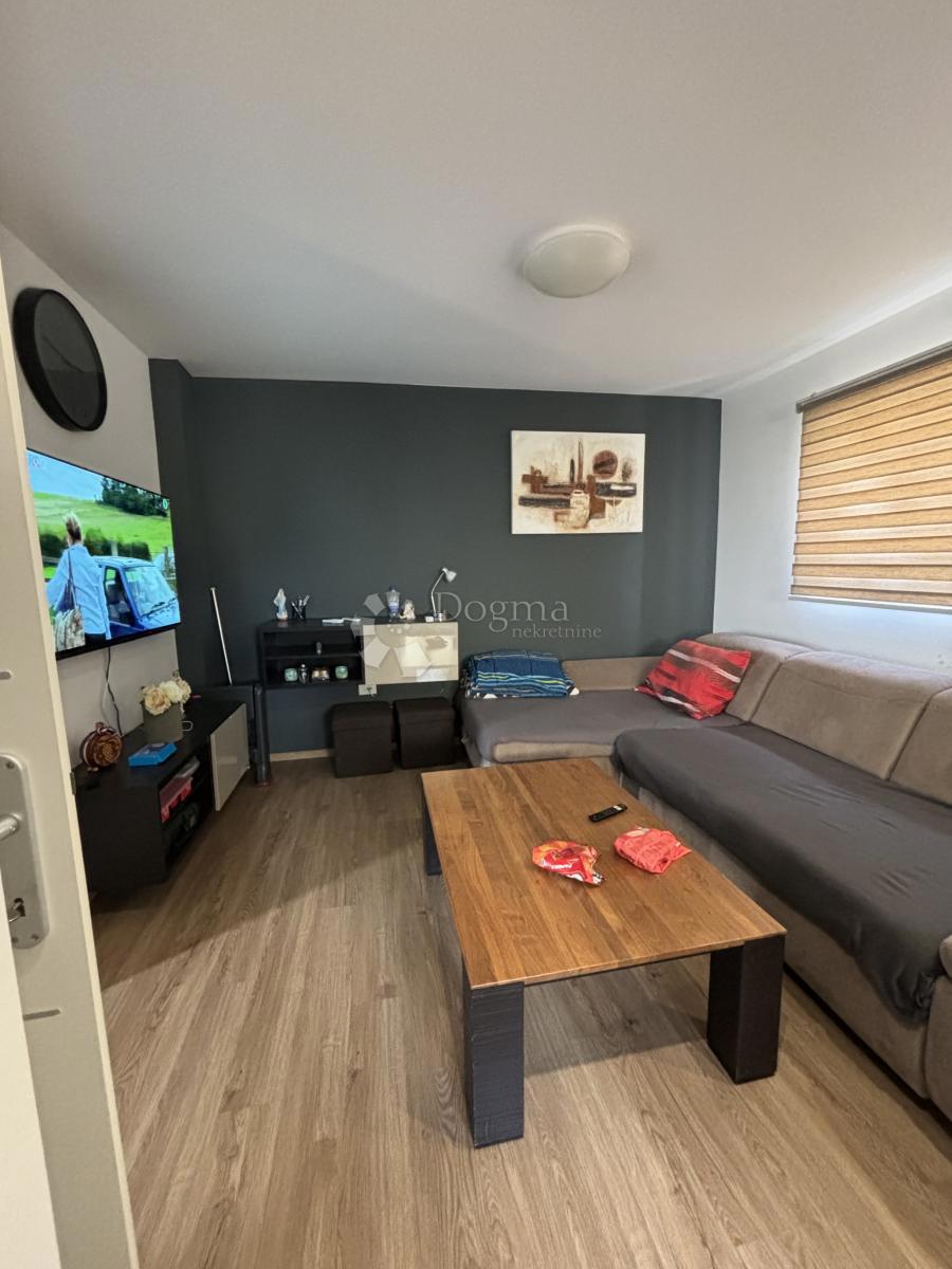 Hiša Sesvetski Kraljevec, Sesvete, 167m2