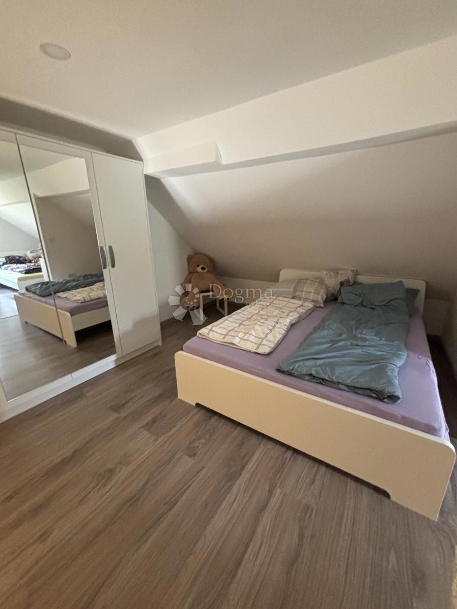 Hiša Sesvetski Kraljevec, Sesvete, 167m2