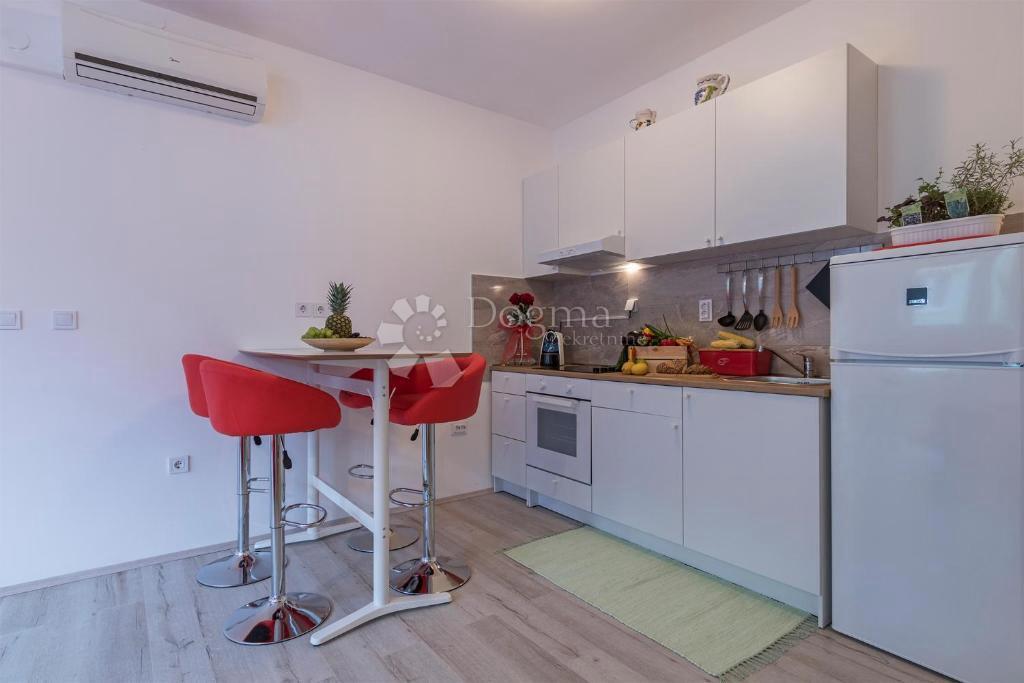 Hiša Gregovica, Pula, 124m2