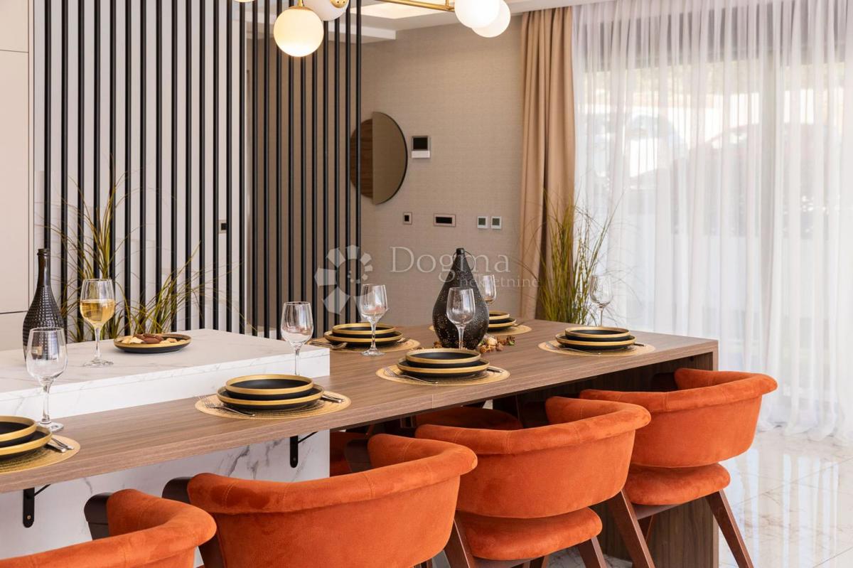 Hiša Kaštel Sućurac, Kaštela, 25m2