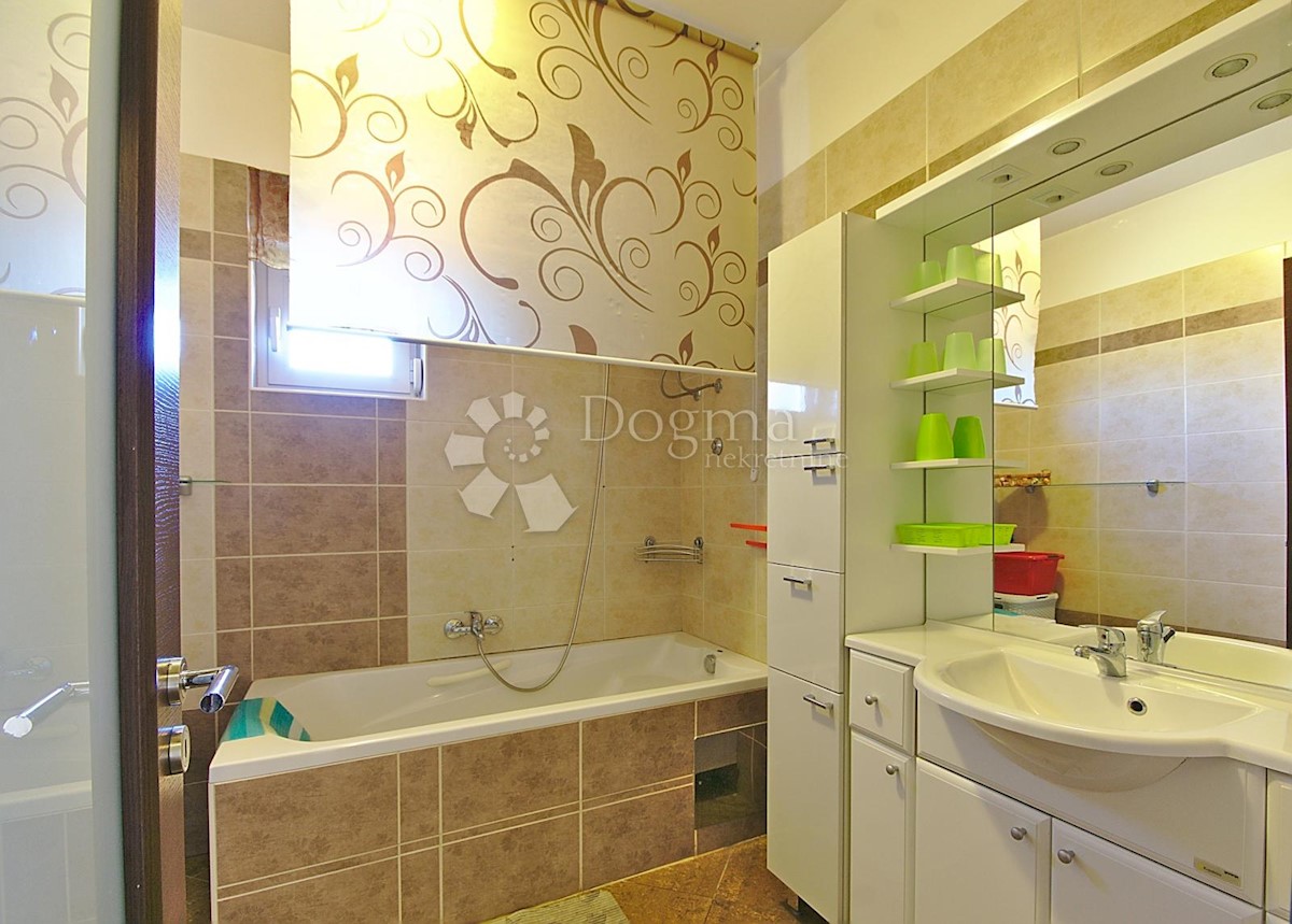 Hiša Veprinac, Opatija - Okolica, 903,46m2