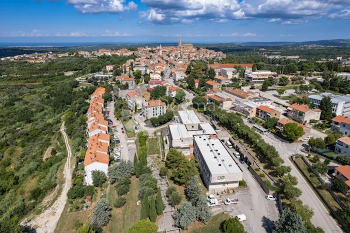 Hotel Buje, 4.500m2