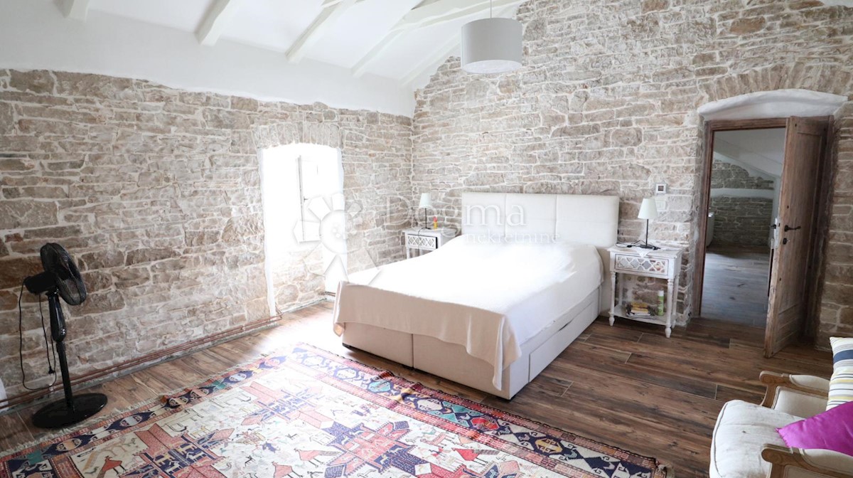 Hiša Martinčići, Grožnjan, 509m2