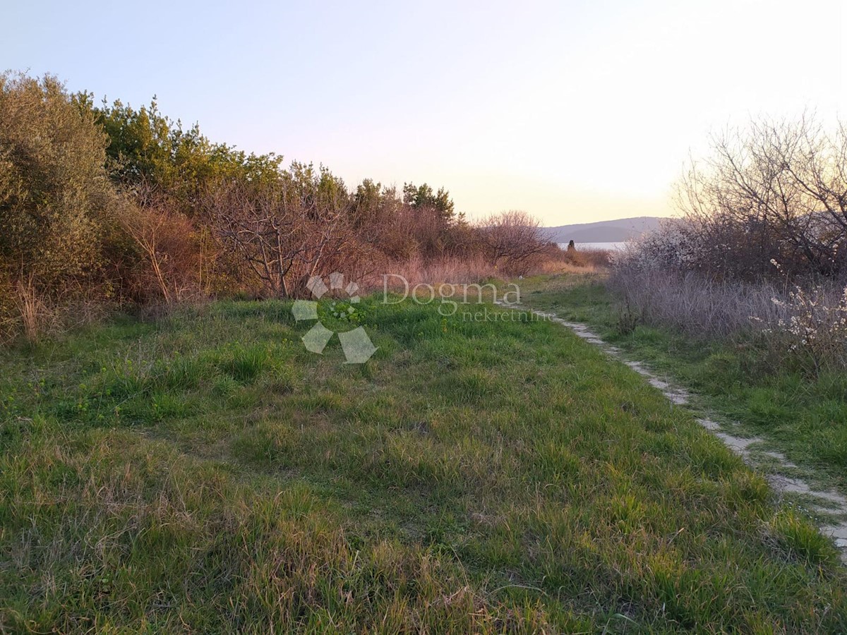 Zemljišče Arbanasi, Zadar, 704m2