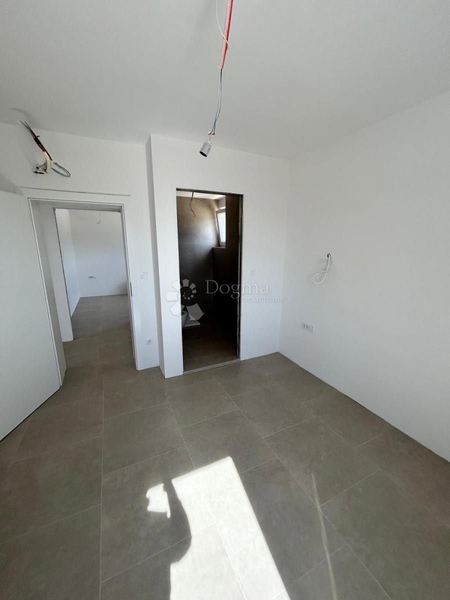 Stanovanje Privlaka, 90m2