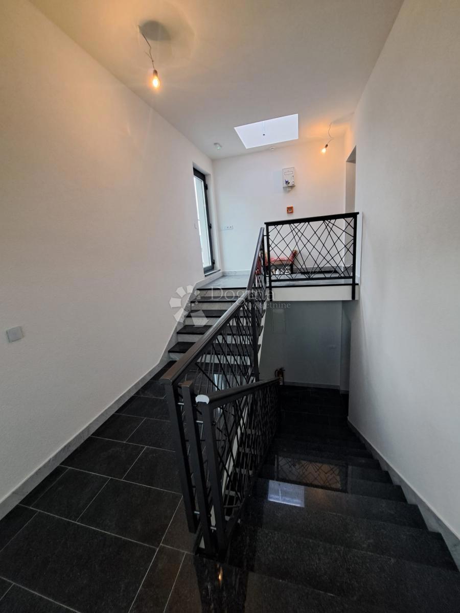 Stanovanje Kaštel Novi, Kaštela, 75,36m2