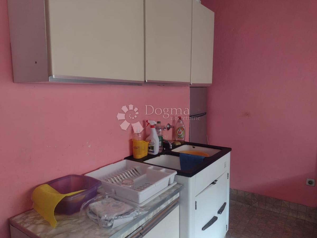 Hiša Zvečaj, Duga Resa, 150m2