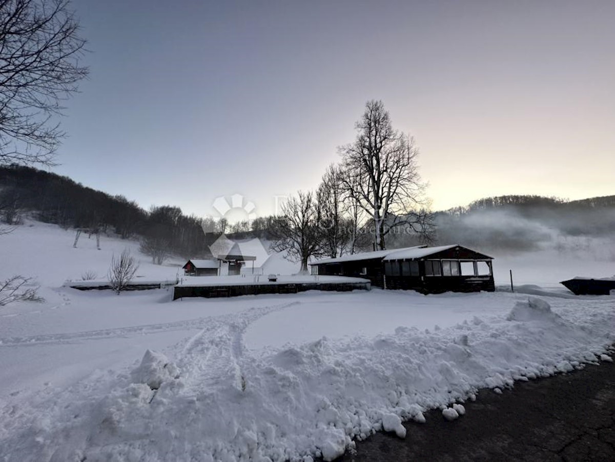 Zemljišče Begovo Razdolje, Mrkopalj, 1.300m2