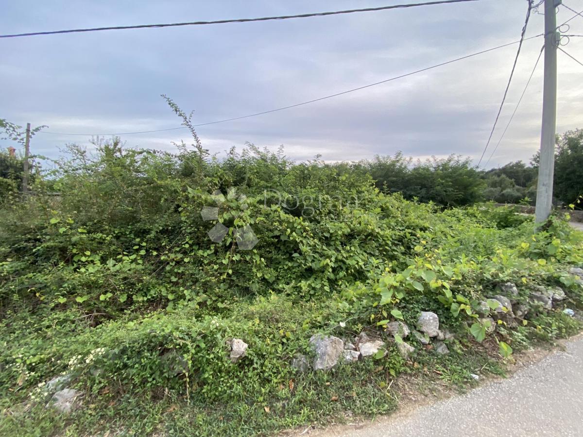 Zemljišče Risika, Vrbnik, 1.130m2