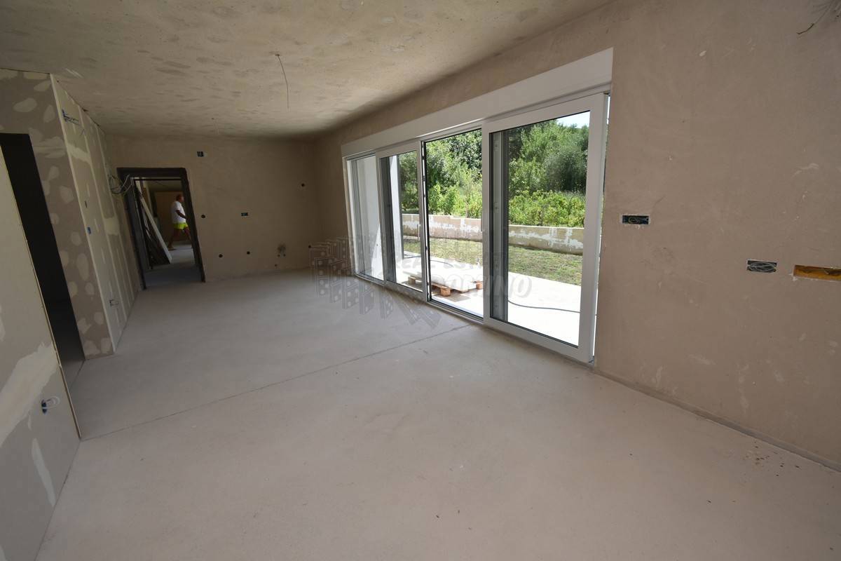 Novogradnja z vrtom - Baška!! Otok Krk Pošaljite povratne informacije Bočne ploče Povijest Spremljeno