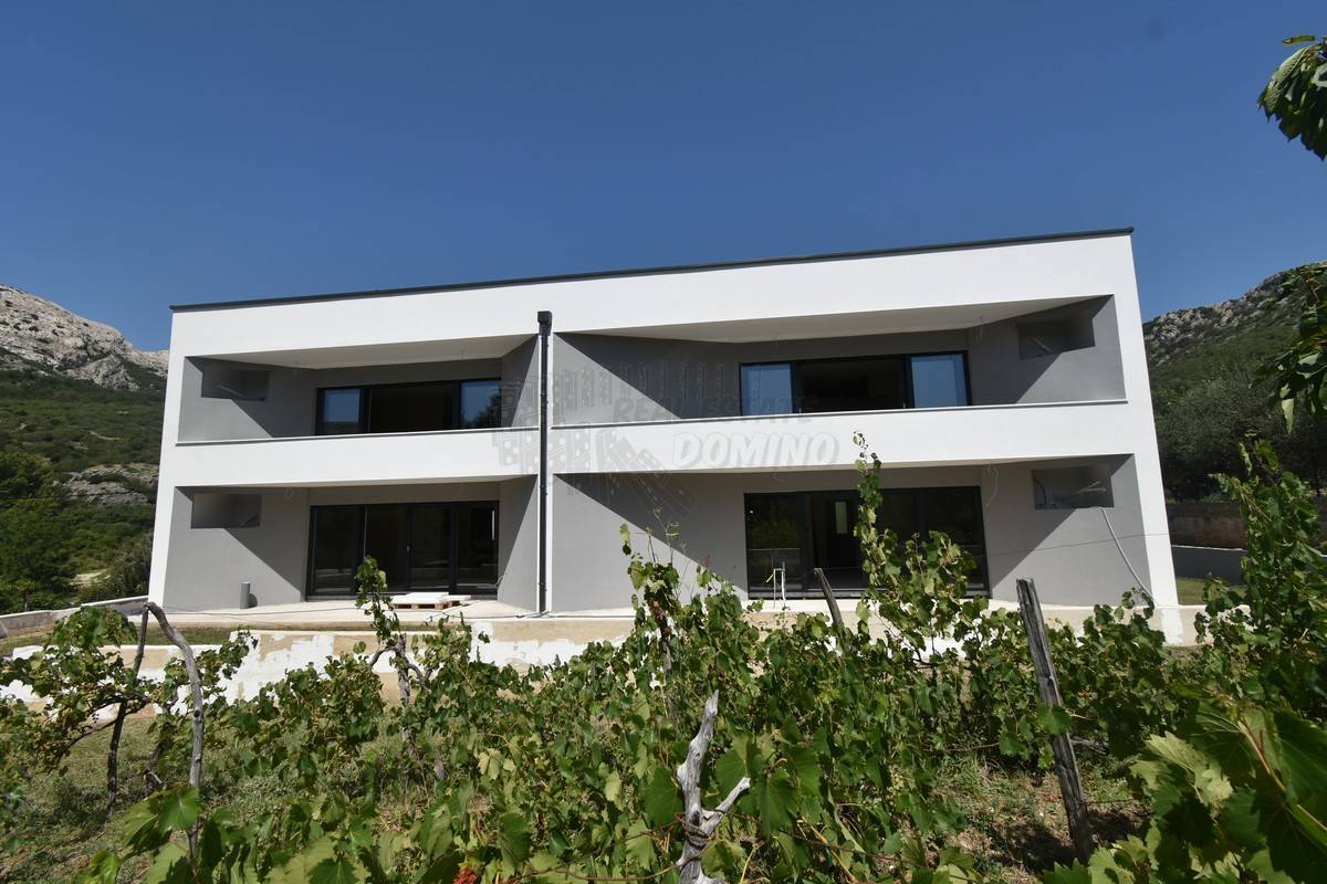 Novogradnja z vrtom - Baška!! Otok Krk Pošaljite povratne informacije Bočne ploče Povijest Spremljeno