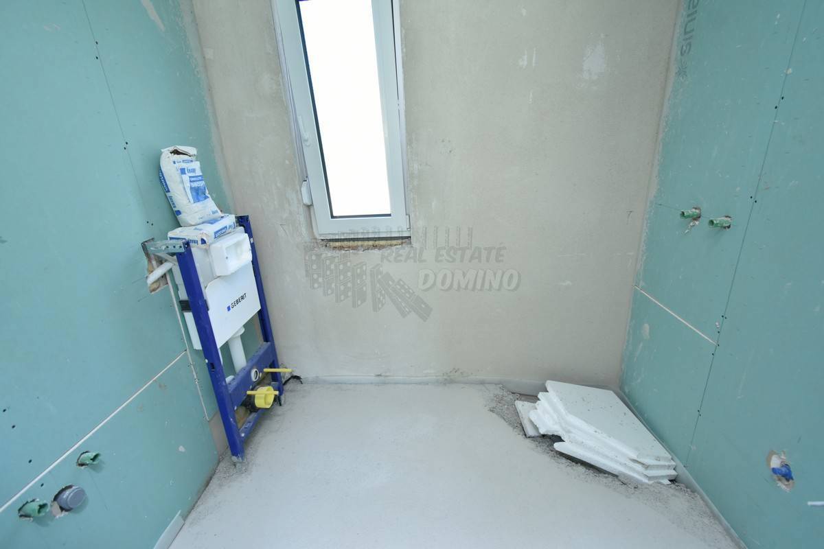 Novogradnja z vrtom - Baška!! Otok Krk Pošaljite povratne informacije Bočne ploče Povijest Spremljeno