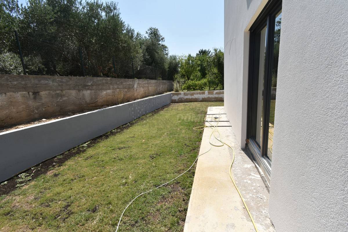 Novogradnja z vrtom - Baška!! Otok Krk Pošaljite povratne informacije Bočne ploče Povijest Spremljeno