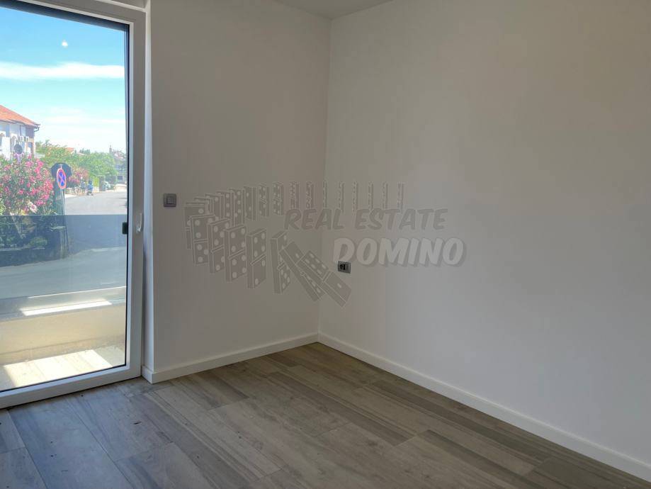 Dva apartmaja z vrtom! Mesto Krk!