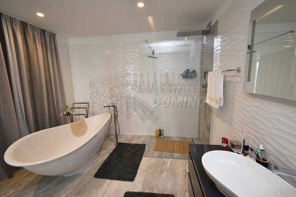 Edinstvena vila! Otok Krk!