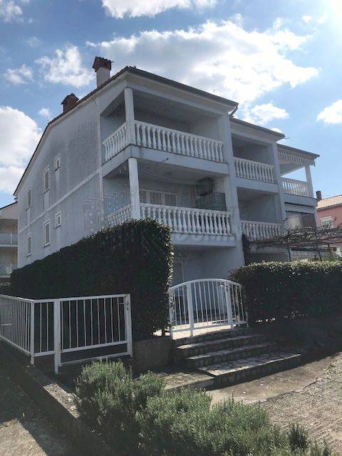 Apartma s čudovitim pogledom na morje!! Njivice!