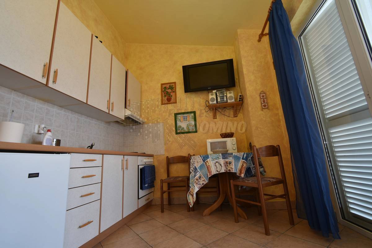 Apartma s čudovitim pogledom na morje!! Njivice!