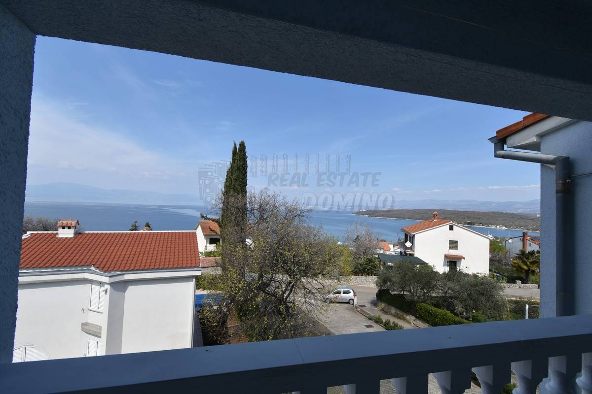 Apartma s čudovitim pogledom na morje!! Njivice!